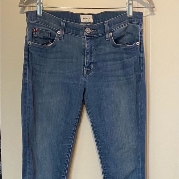 Hudson light wash mid rise skinny jeans size 28 - Picture 2 of 5